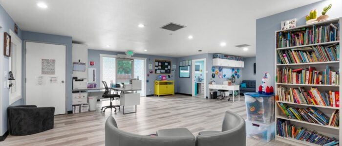 main_entrance_area_09-DSC01106